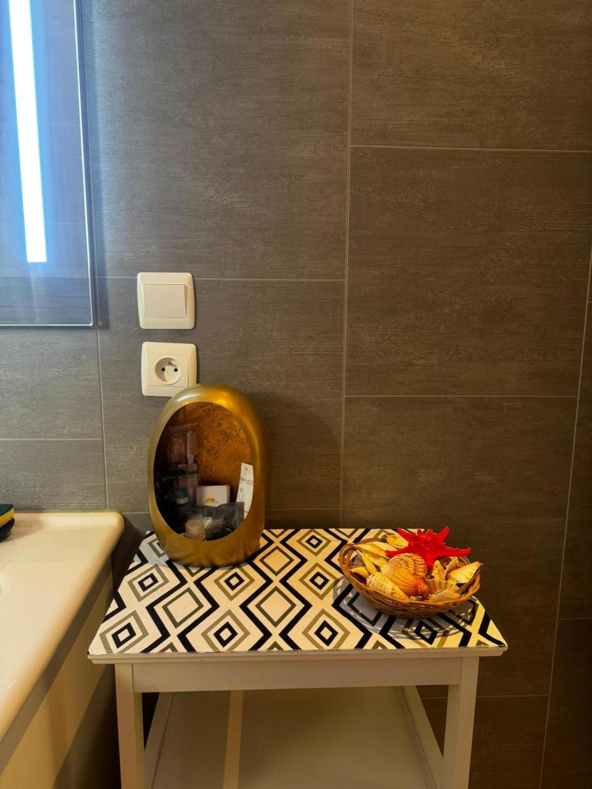 Magnifique F2 Du Bonheur Apartment เบอซองซง ภายนอก รูปภาพ